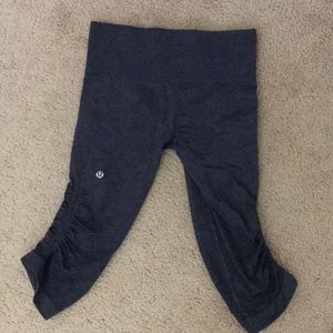 Seamless knee length Lululemon pants. Dark purple